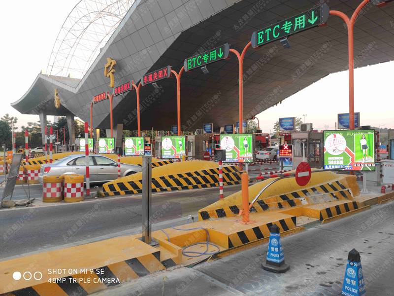 led燈桿屏|智慧燈桿屏|立柱廣告機(jī)|led廣告機(jī)|智慧路燈屏|燈桿廣告屏|燈桿屏 led燈桿屏|智慧燈桿屏|立柱廣告機(jī)|led廣告機(jī)|智慧路燈屏|燈桿廣告屏|燈桿屏