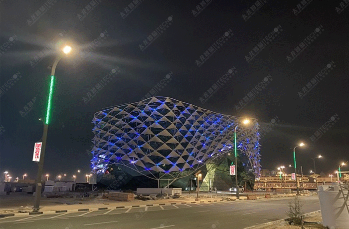 智慧路燈,LED燈桿屏 智慧路燈,LED燈桿屏